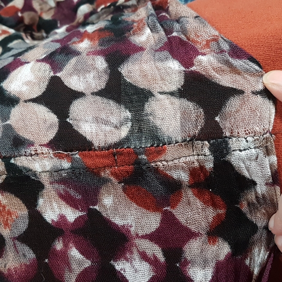 ⭐3/$25⭐ Patterned scarf - Picture 5 of 6